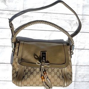 SOON 🎀GUCCI Canvas Bella Flap Crossbody